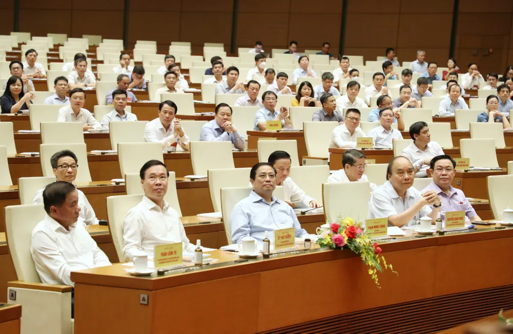 Gần 42.000 cán bộ, đảng viên TPHCM dự hội nghị học tập, quán triệt Nghị quyết Trung ương 5 khóa XIII ảnh 1