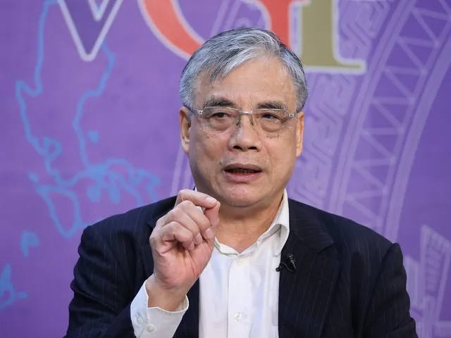 Chuyên gia kinh tế: Phải làm sao để thông tiền cho nền kinh tế  ảnh 2