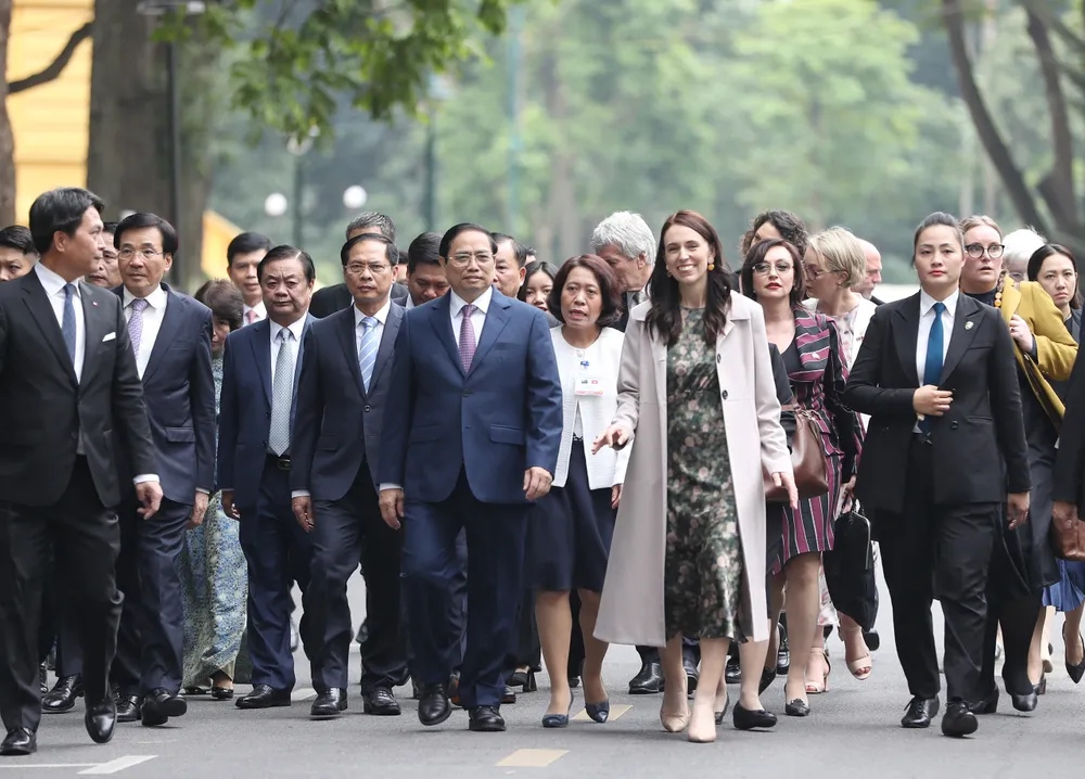 Thủ tướng Phạm Minh Chính chủ trì lễ đón chính thức Thủ tướng New Zealand Jacinda Ardern  ảnh 5