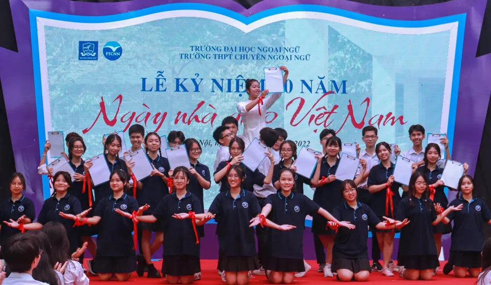 Chủ tịch nước​ Nguyễn Xuân Phúc gửi thư chúc mừng các nhà giáo nhân Ngày Nhà giáo Việt Nam ảnh 3