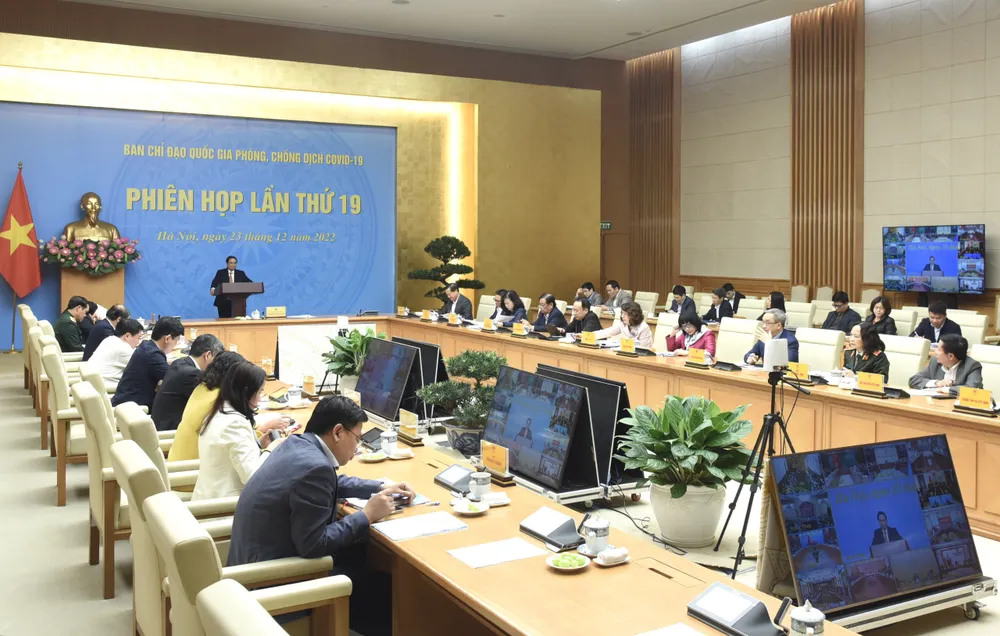 Thủ tướng Phạm Minh Chính, Trưởng Ban chỉ đạo quốc gia phòng chống dịch Covid-19 chủ trì phiên họp. Ảnh: VIẾT CHUNG