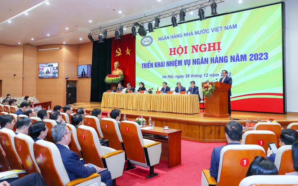 Thủ tướng Phạm Minh Chính dự và phát biểu tại hội nghị triển khai nhiệm vụ của ngành ngân hàng năm 2023. Ảnh: VIẾT CHUNG