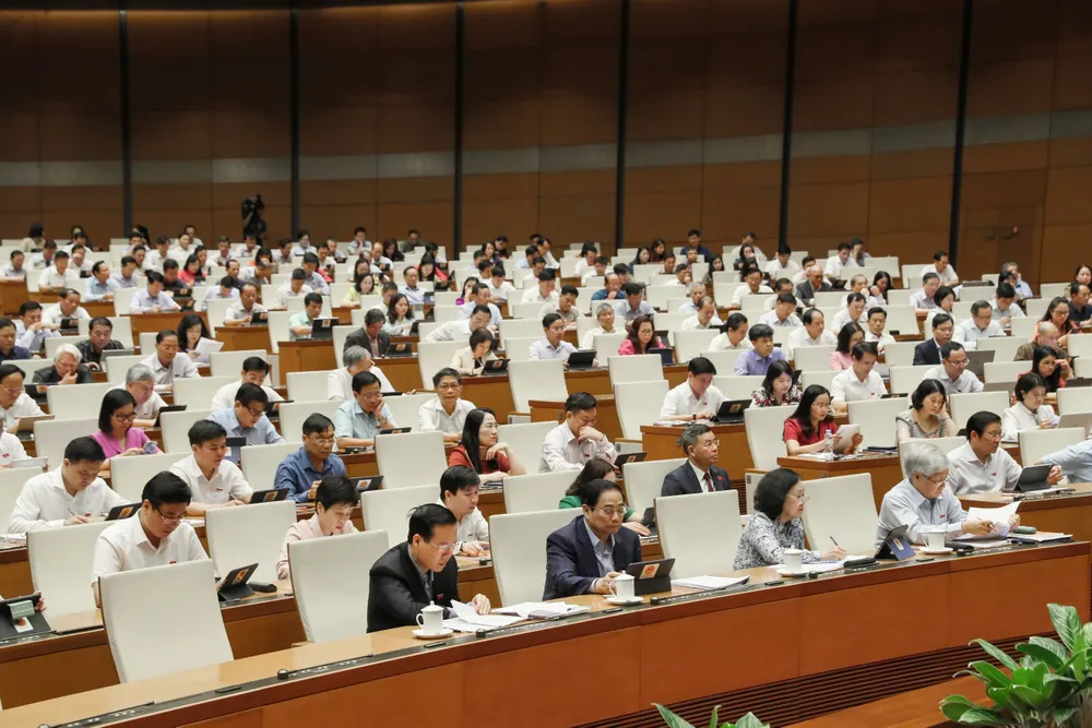 Các đại biểu Quốc hội dự họp sáng 24-5. Ảnh: QUANG PHÚC