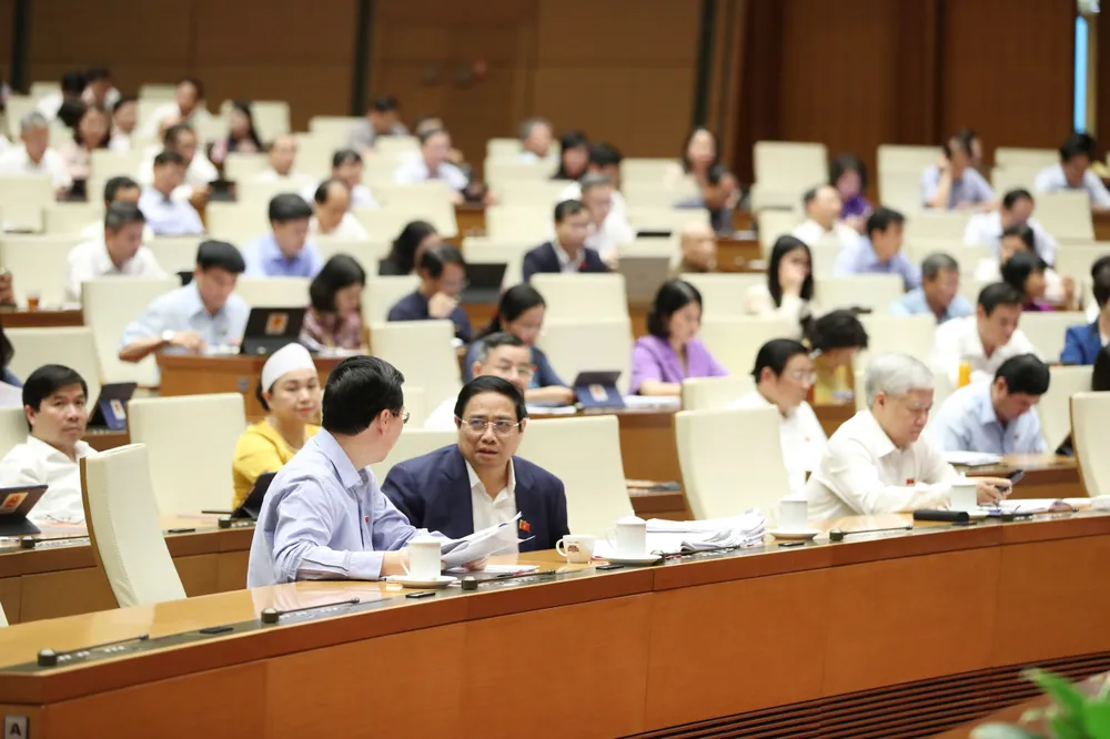 Các đại biểu dự họp chiều 31-5. Ảnh: QUANG PHÚC