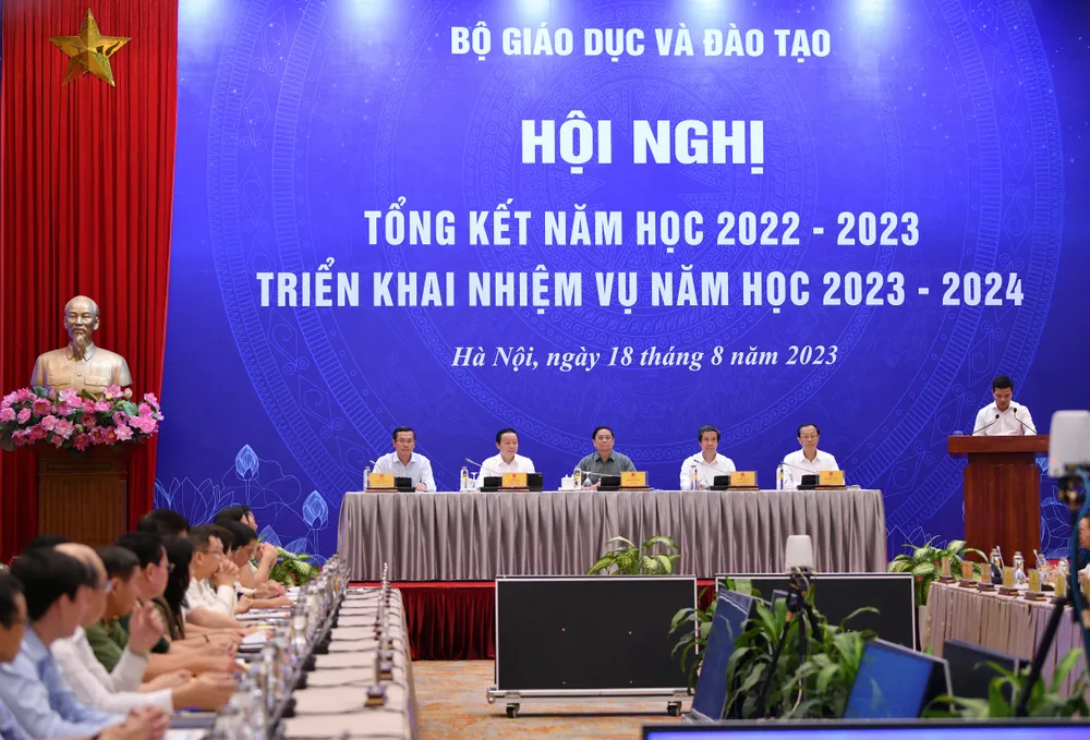 Bộ GD-ĐT tổ chức hội nghị tổng kết năm học 2022-2023, triển khai nhiệm vụ năm học 2023-2024 toàn ngành
