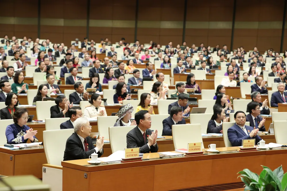 Các đồng chí lãnh đạo, các đại biểu Quốc hội dự phiên khai mạc Quốc hội. Ảnh: QUANG PHÚC