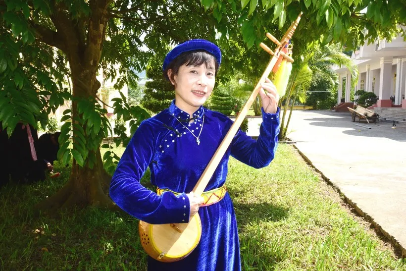 Cô giáo Bùi Thị Thu Hồng, nhân vật trong tác phẩm "Người truyền “lửa” Then