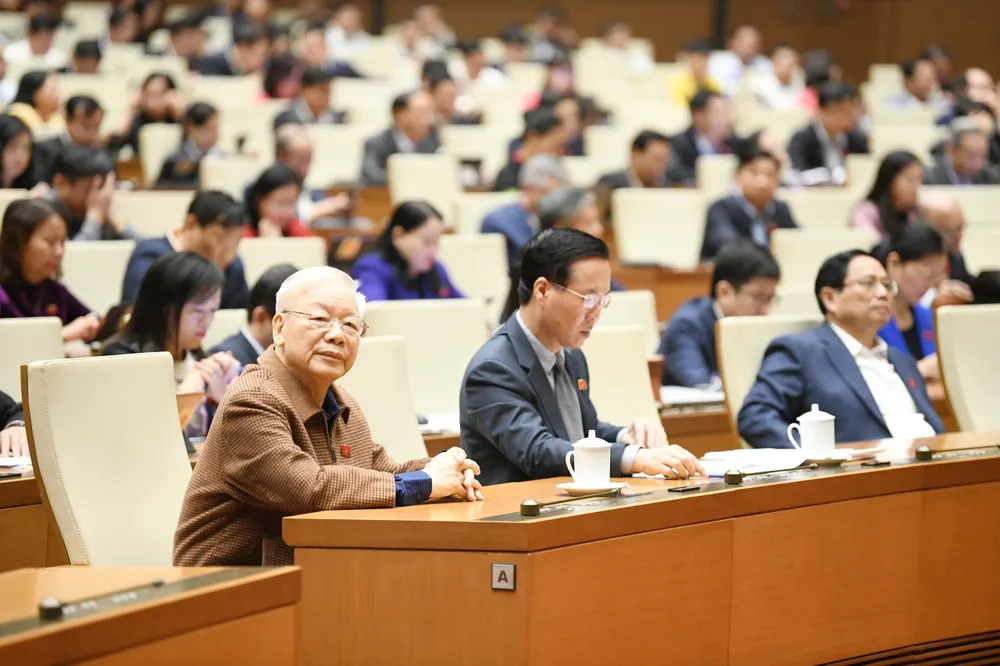 Tổng Bí thư Nguyễn Phú Trọng và các đồng chí lãnh đạo Đảng, Nhà nước dự phiên họp sáng 20-11. Ảnh: QUANG PHÚC