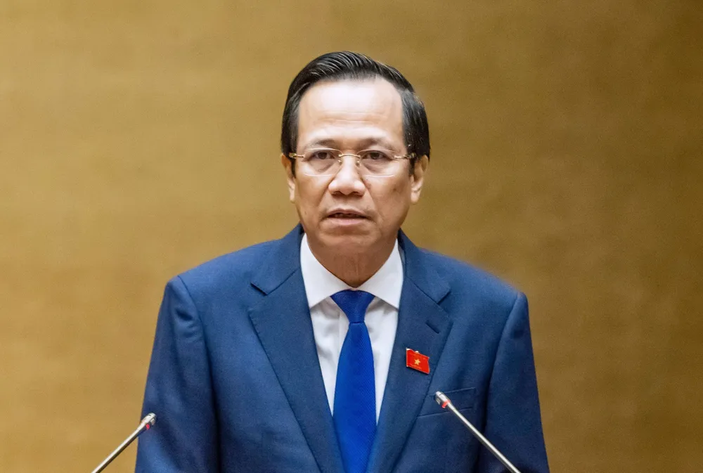 Bộ trưởng Bộ Lao động - Thương binh và Xã hội Đào Ngọc Dung trình bày Báo cáo kết quả thực hiện các mục tiêu quốc gia về bình đẳng giới năm 2023.jpg