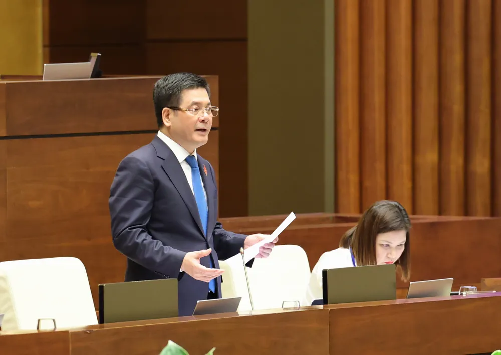 Bộ trưởng Bộ Công thương Nguyễn Hồng Diên. Ảnh: QUANG PHÚC