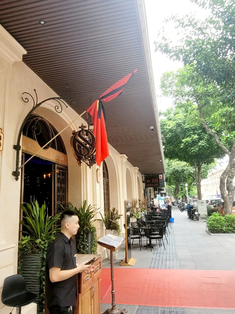 18 tràng tiền.jpg