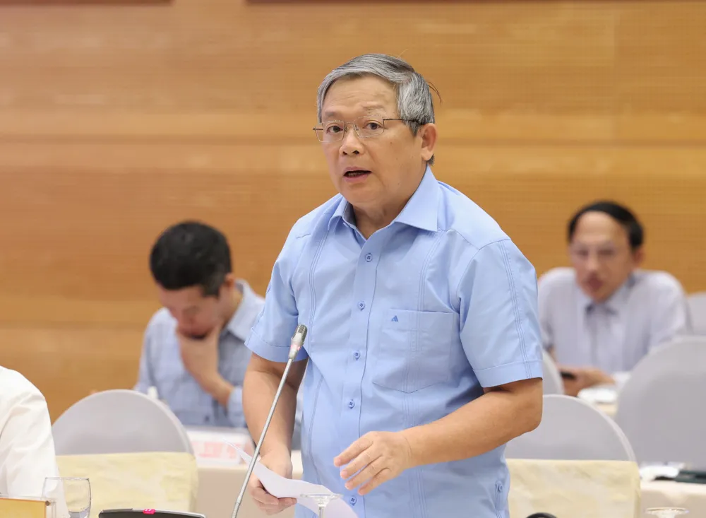 Thiếu tướng Hoàng Anh Tuyên.jpg