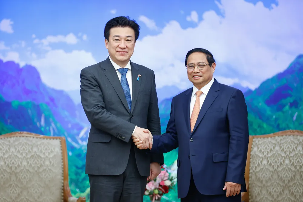 Thủ tướng Phạm Minh Chính tiếp Bộ trưởng Quốc phòng Nhật Bản Kihara Minoru, chiều 6-8. Ảnh VIẾT CHUNG.jpg