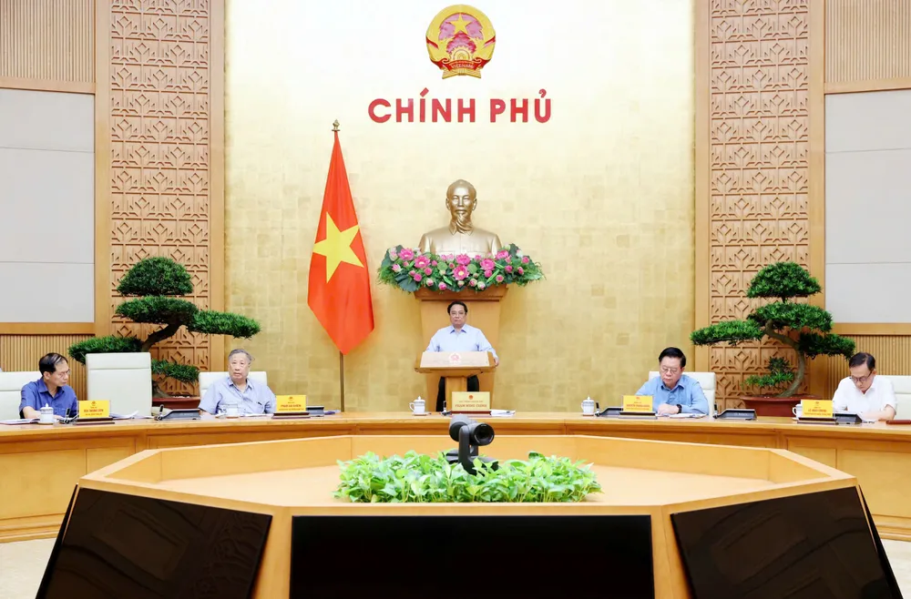 Thủ tướng Phạm Minh Chính chủ trì và phát biểu tại cuộc họp về công tác biển, đảo, sáng 16-9. Ảnh VIẾT CHUNG.jpg