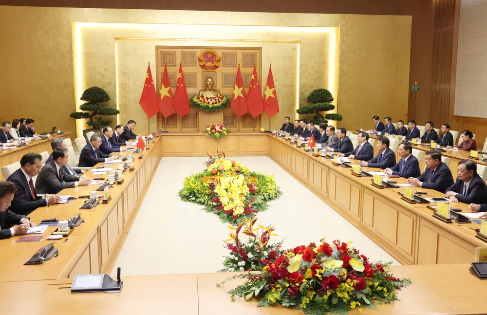 Thủ tướng Phạm Minh Chính hội đàm với Thủ tướng Trung Quốc Lý Cường.jpg