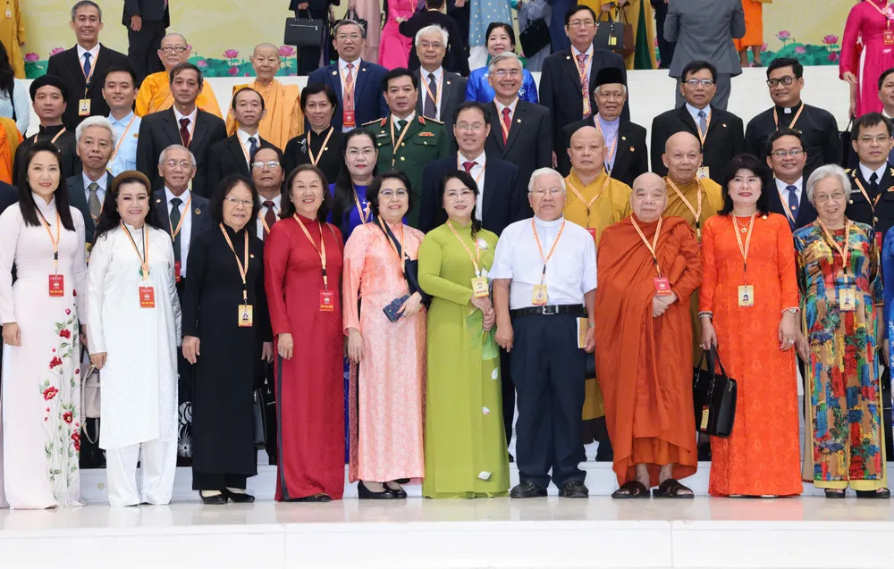 Đoàn đại biểu TPHCM dự đại hội.jpg