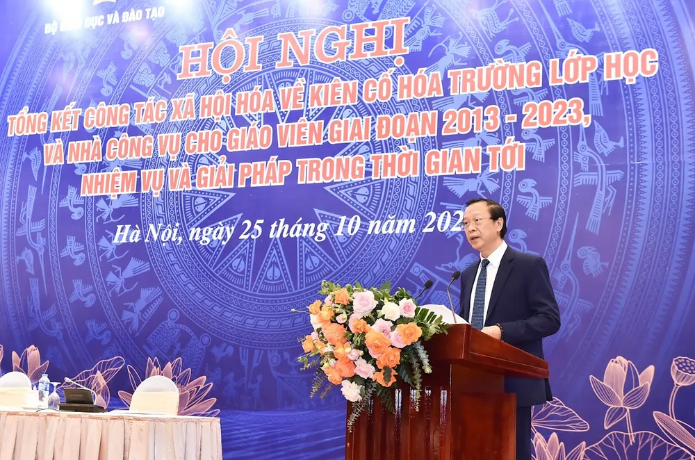 Thứ trưởng Bộ Giáo dục-Đào tạo Phạm Ngọc Thưởng.jpg