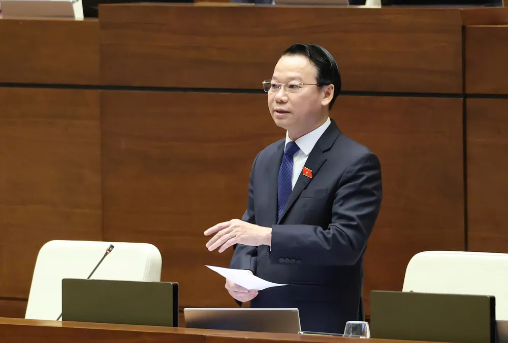 Bộ trưởng Bộ Tài nguyên và Môi trường Đỗ Đức Duy phát biểu giải trình, làm rõ một số vấn đề đại biểu Quốc hội nêu.jpg