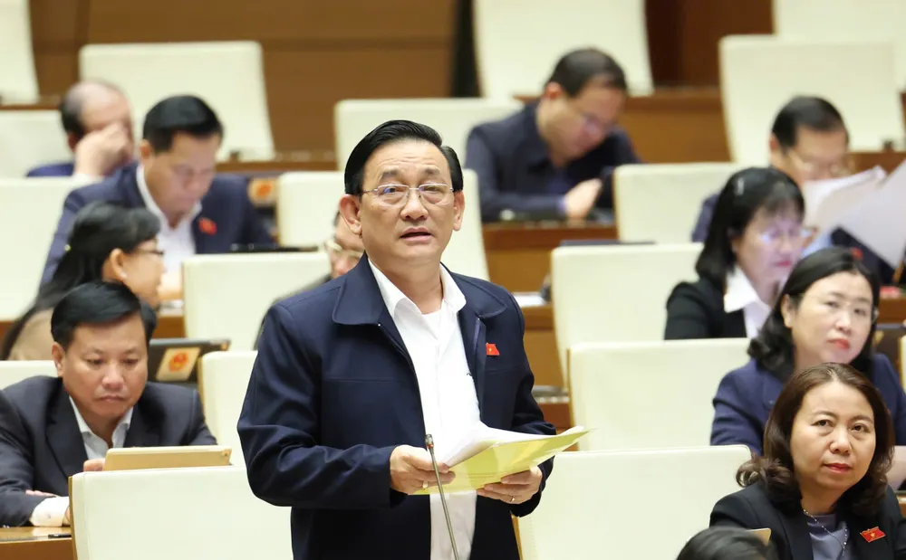 Đại biểu Trần Quốc Tuấn (Trà Vinh).jpg