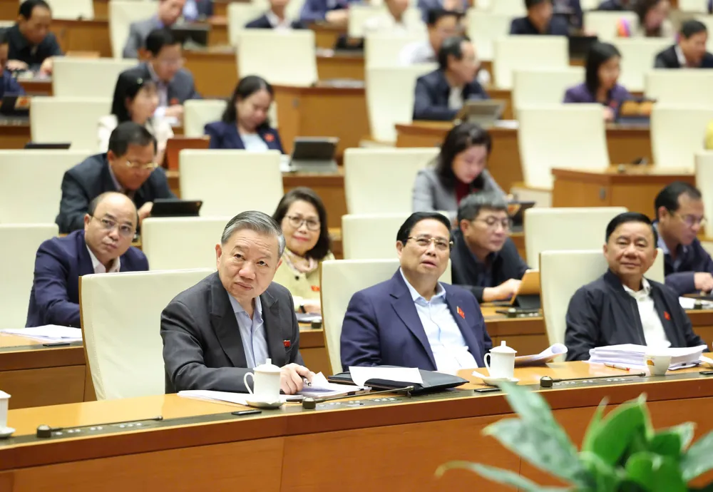 Phiên họp Quốc hội sáng 15-2.jpg