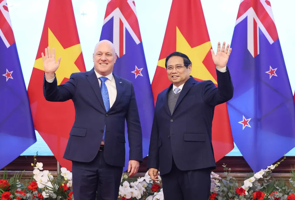 Thủ tướng Phạm Minh Chính và Thủ tướng New Zealand Christopher Luxon chụp ảnh chung trước khi tiến hành hội đàm, chiều 26-2.jpg