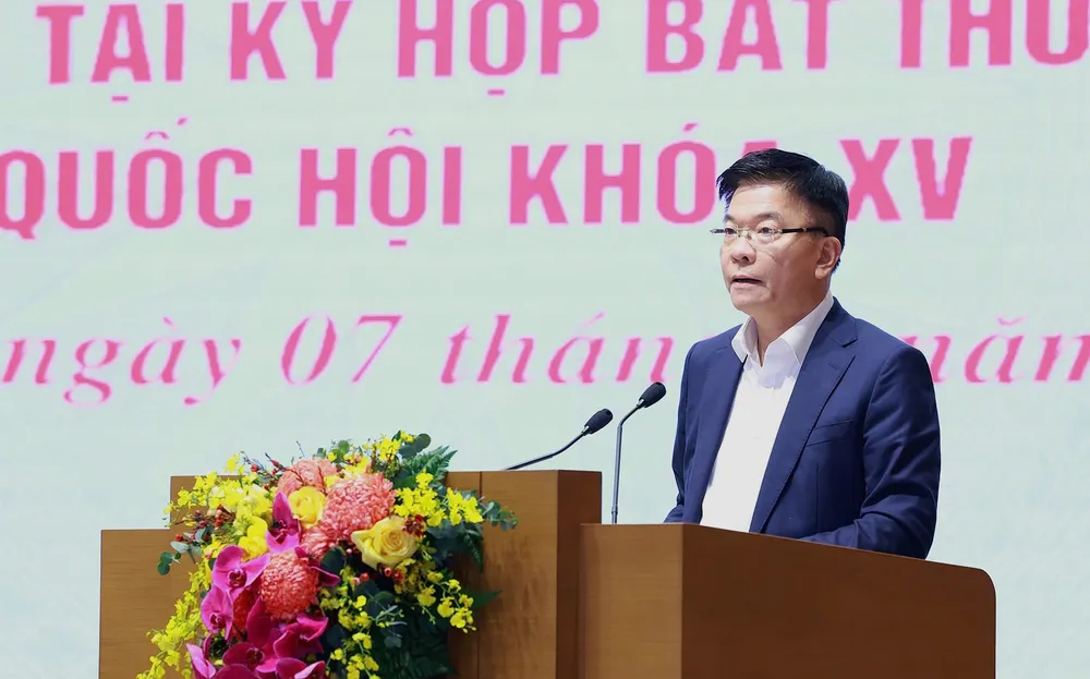 Phó Thủ tướng Lê Thành Long.jpg