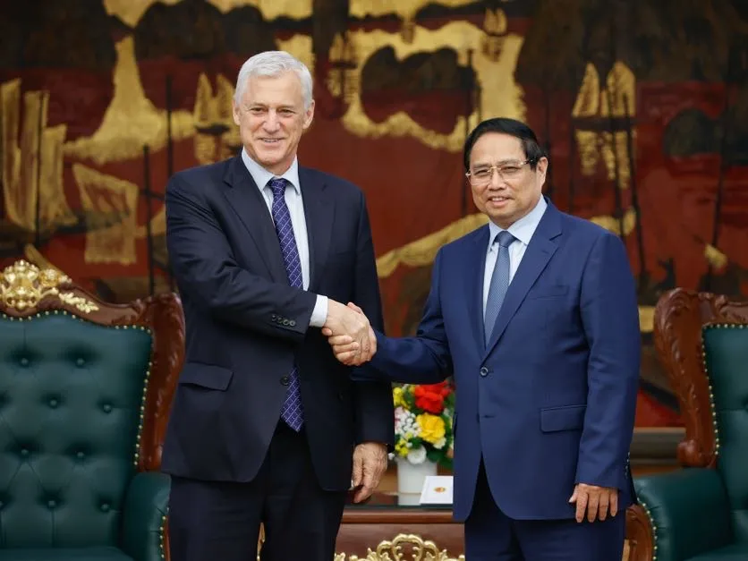 Thủ tướng Phạm Minh Chính tiếp ông Bill Winters, Tổng Giám đốc Tập đoàn Standard Chartered
