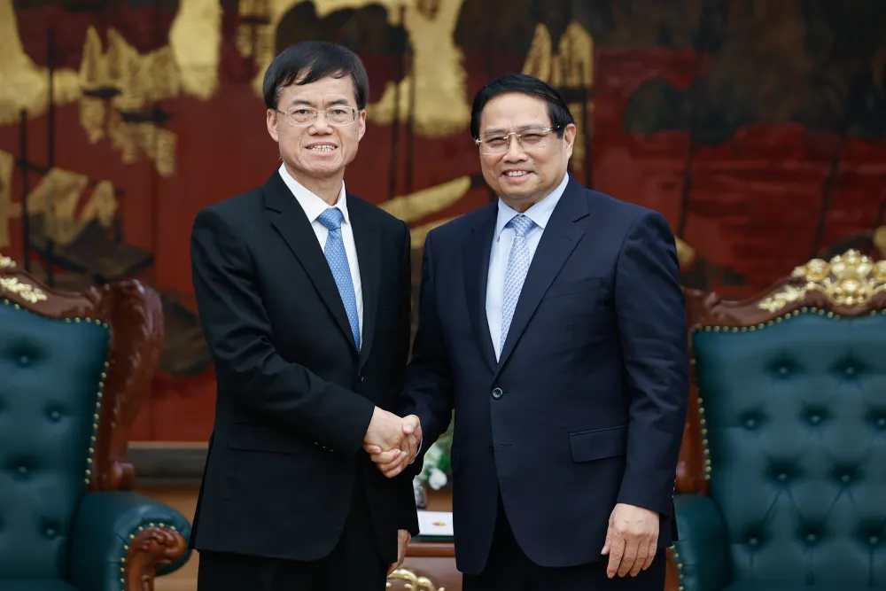 Thủ tướng Phạm Minh Chính và Bộ trưởng Bộ Công tác về quân nhân xuất ngũ Trung Quốc Bùi Kim Giai