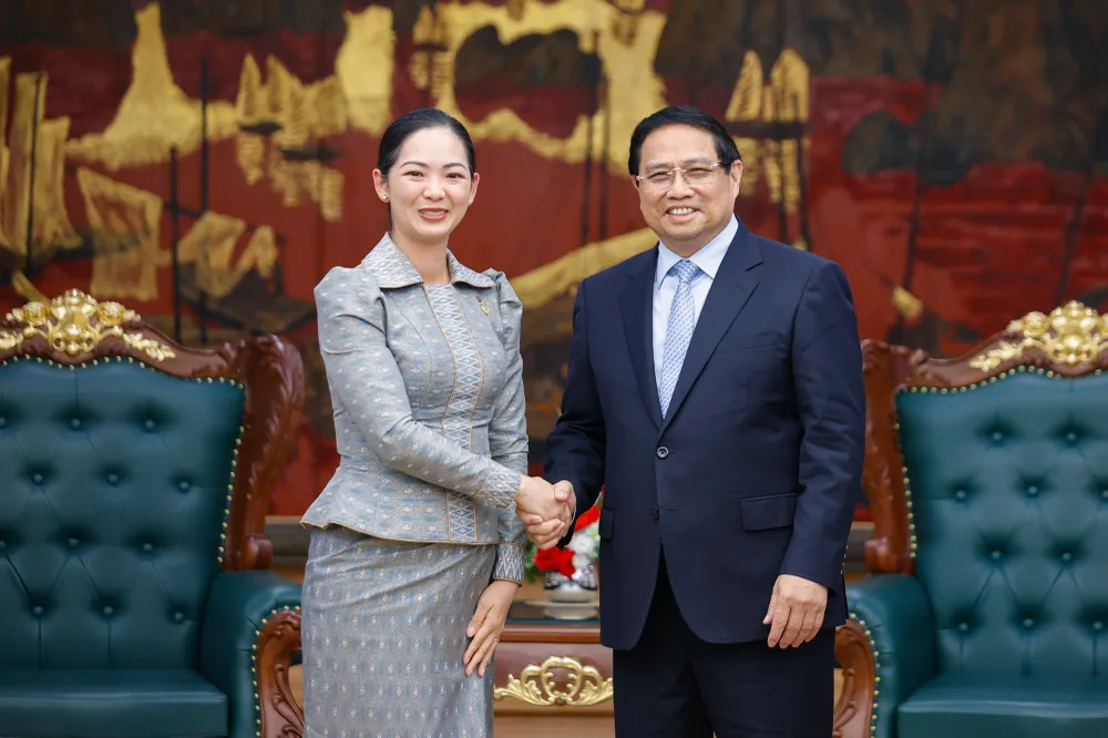 Thủ tướng Phạm Minh Chính và Bộ trưởng Bộ Thương mại Campuchia Cham Nimul