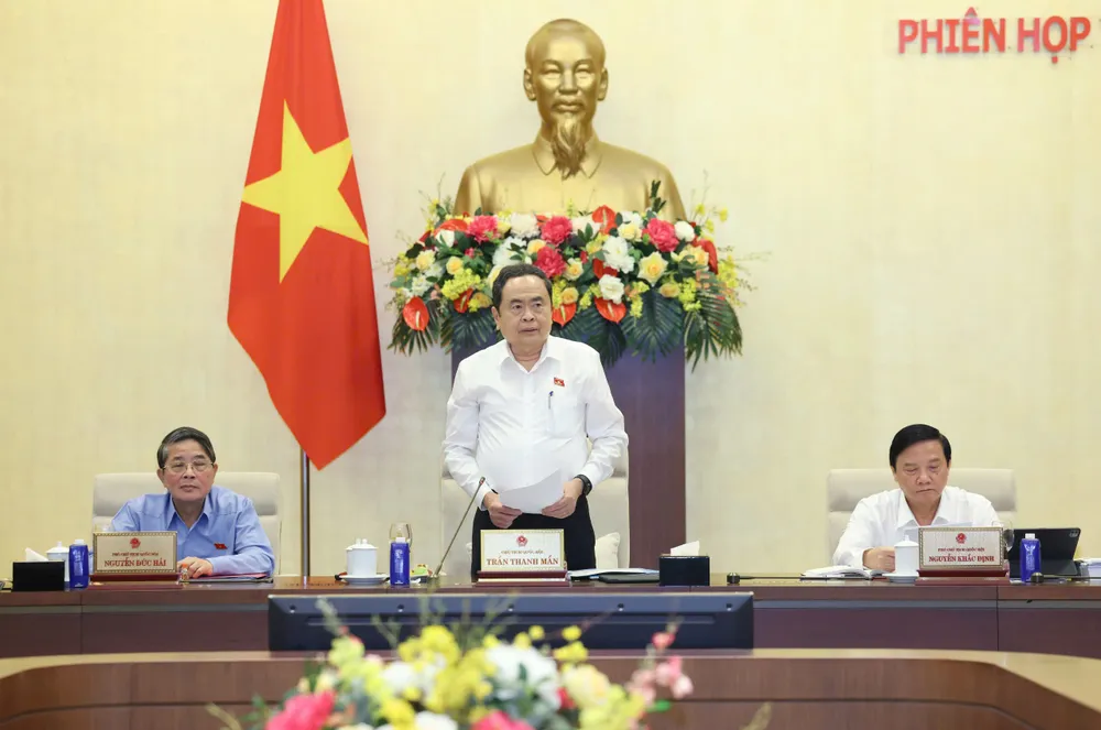 Chủ tịch Quốc hội Trần Thanh Mẫn phát biểu khai mạc phiên họp thứ 45 của Ủy ban Thường vụ Quốc hội, chiều 10-5. Ảnh QUANG PHÚC