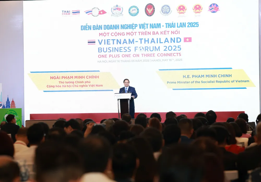 Thủ tướng Phạm Minh Chính phát biểu tại diễn đàn. Ảnh: VIẾT CHUNG