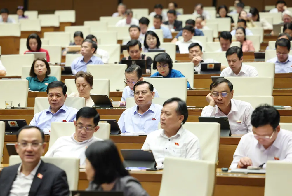 Các đại biểu dự phiên thảo luận. Ảnh: QUANG PHÚC