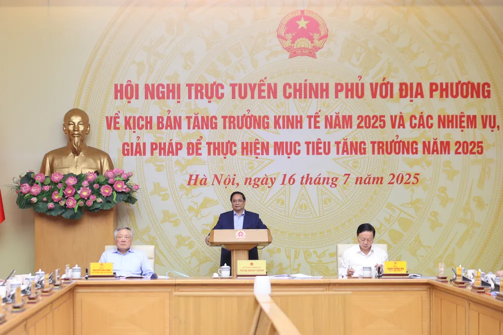 Thủ tướng Phạm Minh Chính chủ trì hội nghị trực tuyến Chính phủ với địa phương về kịch bản tăng trưởng kinh tế năm 2025 và các nhiệm vụ, giải pháp để thực hiện mục tiêu tăng trưởng năm 2025