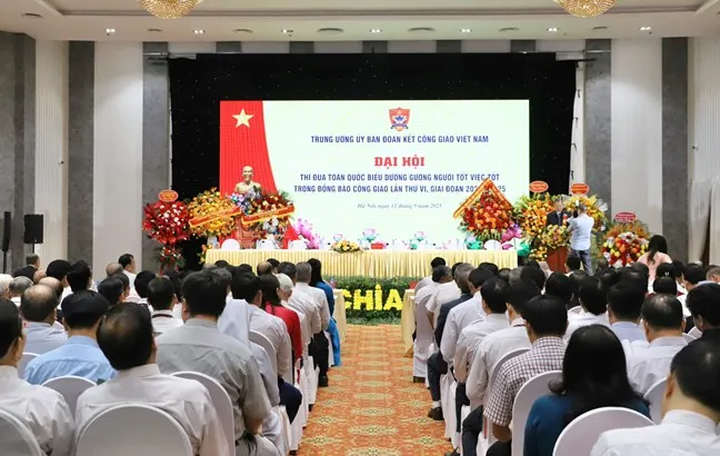 Quang cảnh Đại hội.jpg