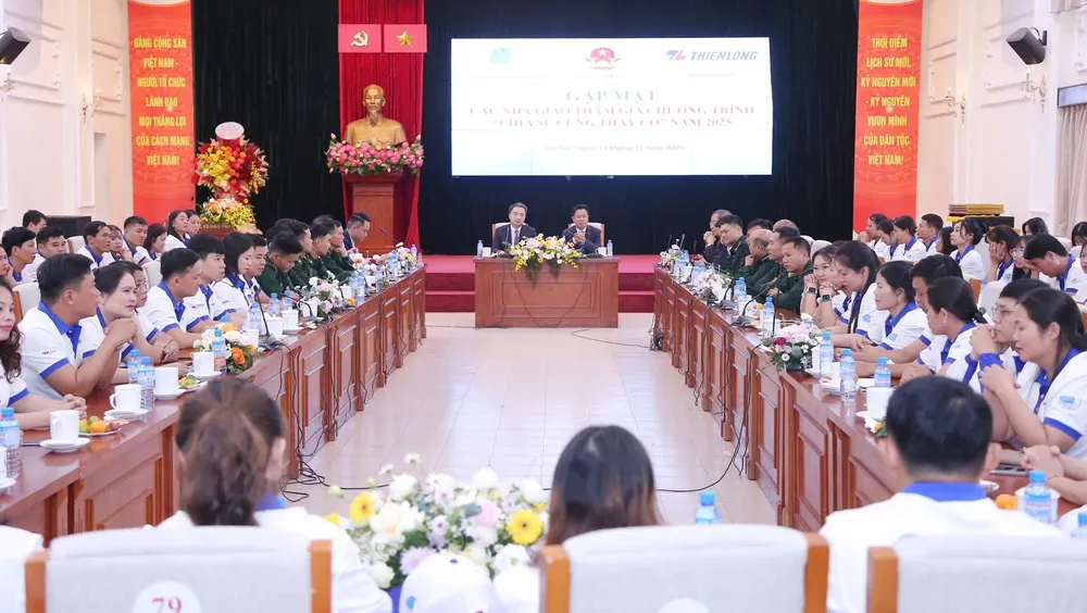 Toàn cảnh buổi gặp mặt, tuyên dương 80 nhà giáo tiêu biểu