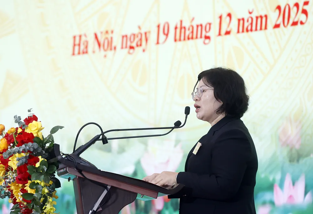 Đồng chí Văn Thị Bạch Tuyết, Phó Bí thư Thành ủy TPHCM phát biểu tại hội nghị. Ảnh: HẢI PHẠM