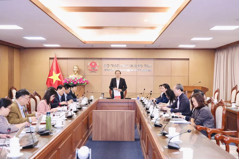 Thứ trưởng Thường trực Bộ GD-ĐT Phạm Ngọc Thưởng phát biểu tại điểm cầu trụ sở Bộ GD-ĐT