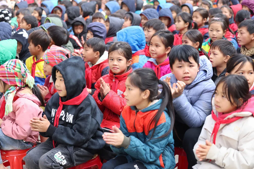 Học sinh vùng biên giới tỉnh Tuyên Quang