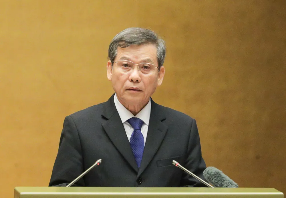 Đồng chí Lê Minh Trí, Ủy viên Bộ Chính trị, Bí thư Trung ương Đảng, Trưởng Ban Nội chính Trung ương trình bày chuyên đề, sáng 13-4. Ảnh: QUANG PHÚC