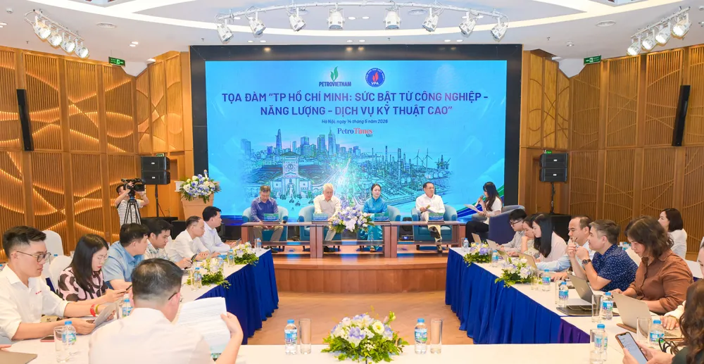 Tọa đàm “TPHCM: Sức bật từ công nghiệp - năng lượng - dịch vụ kỹ thuật cao”