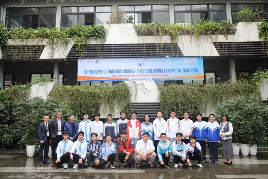 Đội tuyển Việt Nam tham dự Olympic toán châu Á Thái Bình Dương. Ảnh: MINH THU