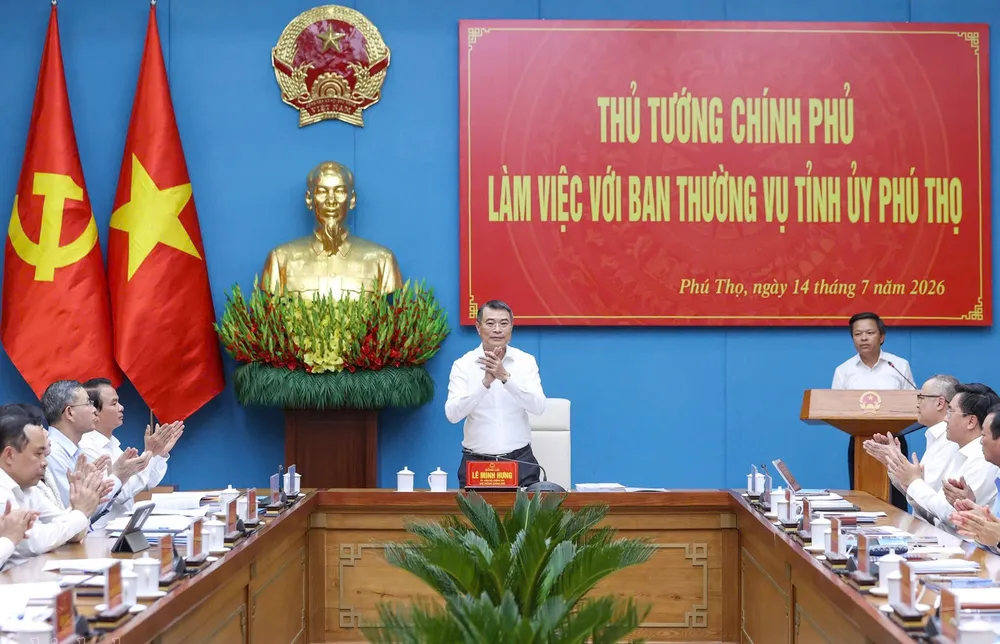 Thủ tướng Lê Minh Hưng làm việc với Ban Thường vụ Tỉnh ủy Phú Thọ, chiều 14-7. Ảnh VIẾT CHUNG.jpg