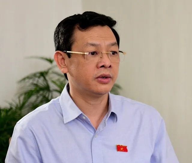 Ông Nguyễn Tri Thức