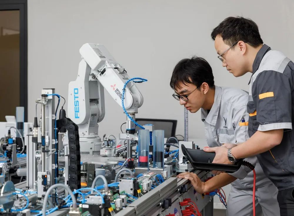 Có 22 ngành về điện hạt nhân trình độ thạc sĩ và tiến sĩ, gồm 7 ngành cốt lõi và 15 ngành phụ trợ - liên ngành. Ảnh: MOET