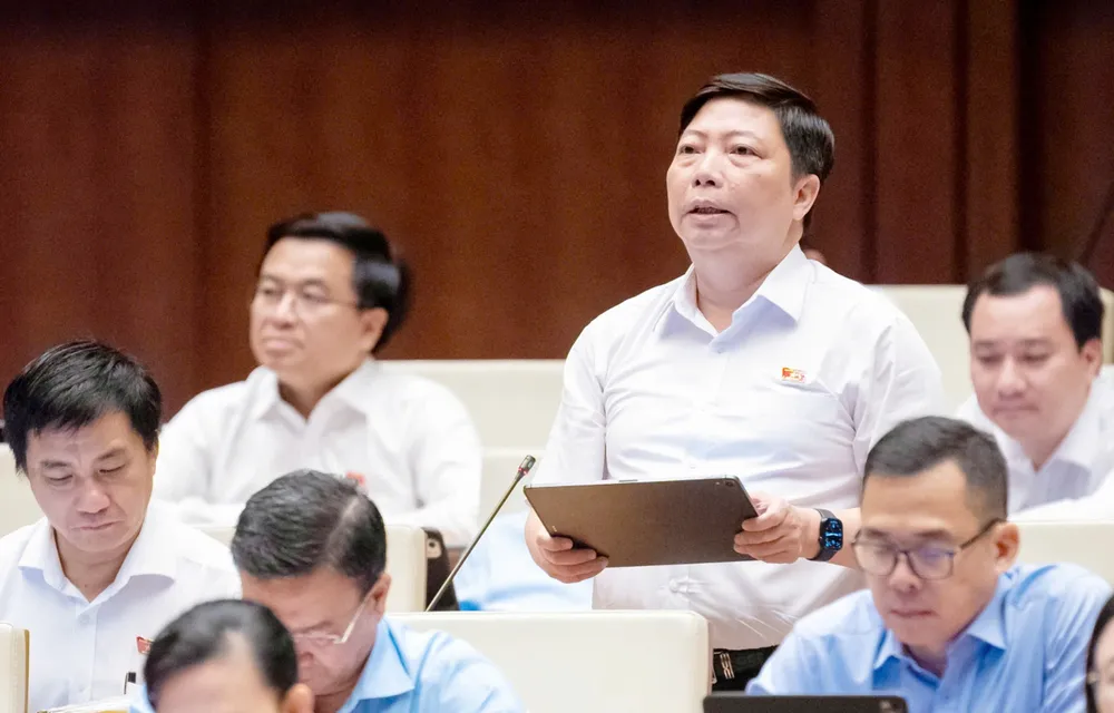 Đại biểu Nguyễn Vũ Trung (TPHCM).jpg
