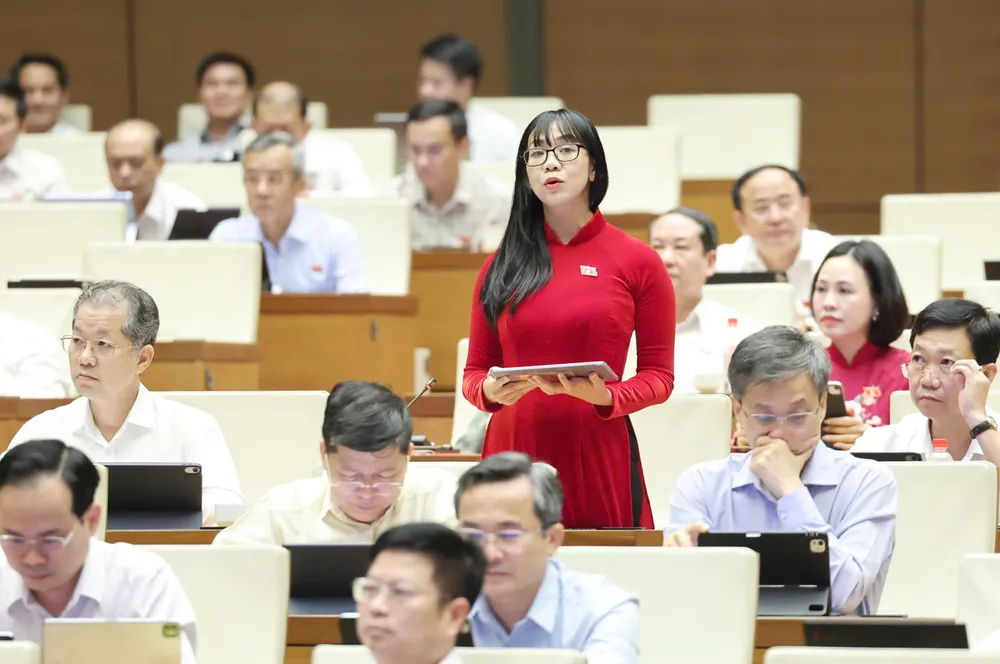 Đại biểu Trịnh Thị Tú Anh (Lâm Đồng).jpg