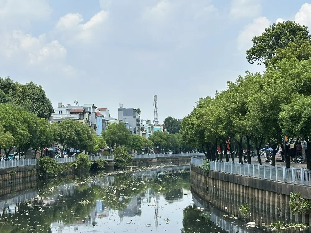 Kênh Nhiêu Lộc -Thị Nghè, thuộc quận Tân Bình, TPHCM. Ảnh: Thanh Hiền