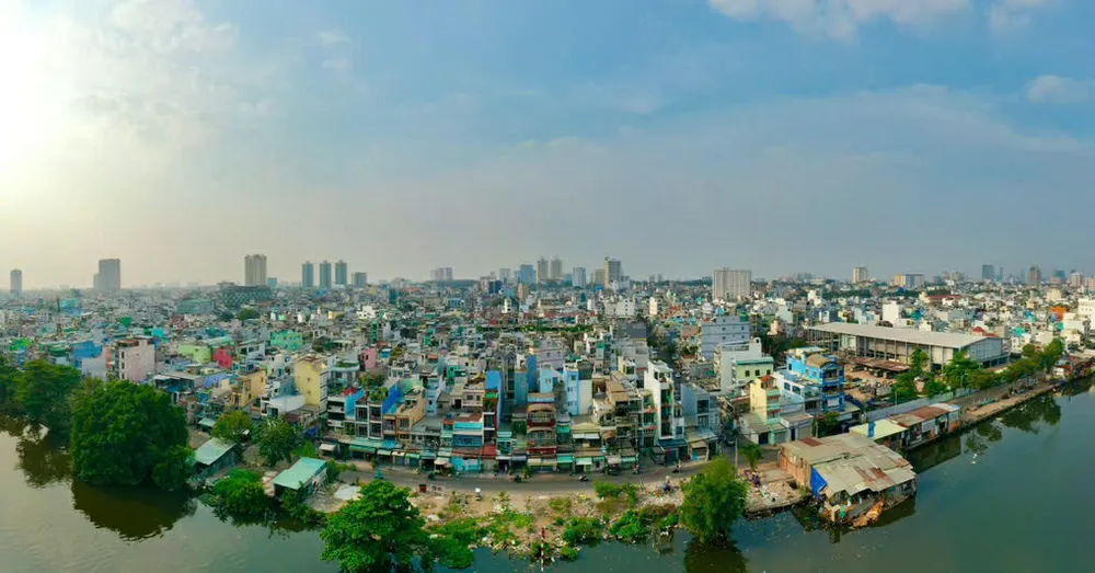 Sở Xây dựng TPHCM dự báo trong năm 2025, giá bất động sản có thể tăng nhẹ ở một số phân khúc. Ảnh: HOÀNG HÙNG