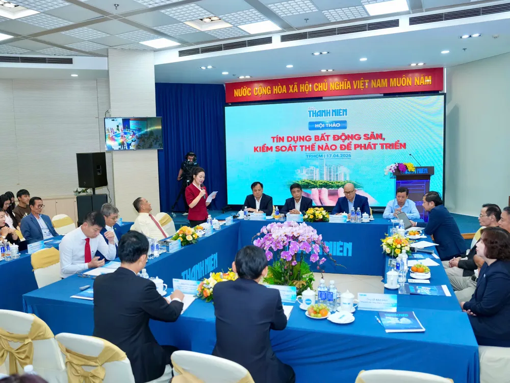 Quang cảnh hội thảo “Tín dụng bất động sản, kiểm soát thế nào để phát triển”. Ảnh: TH