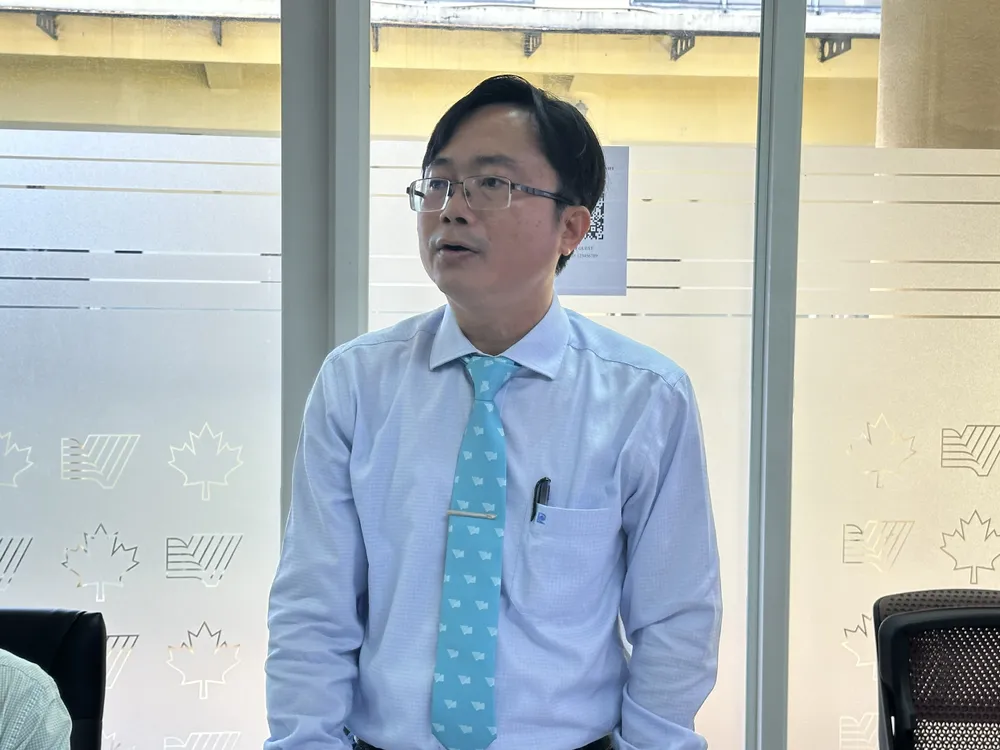 công nhân-lao động-h1.jpg